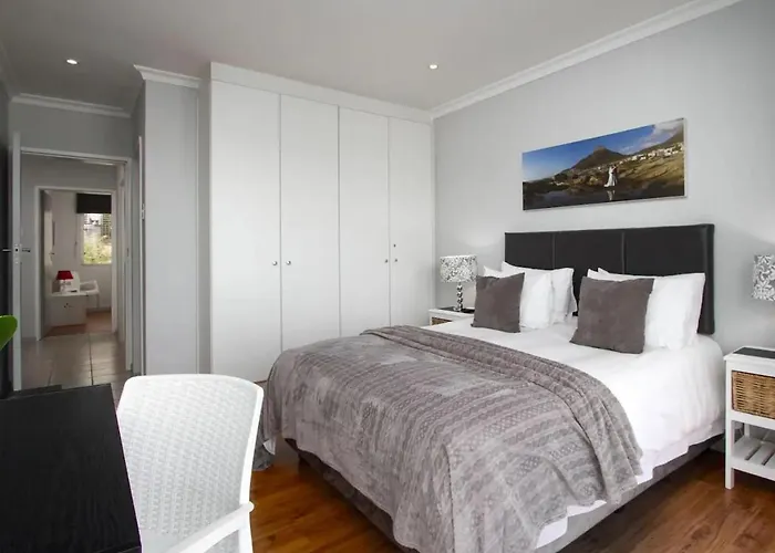 Seaview Camps Bay 6 Sleeper